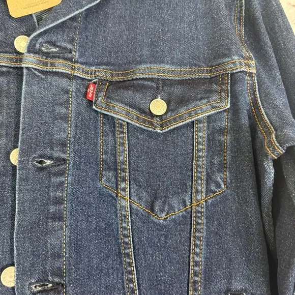 NWT Levi’s Denim Jean Trucker Jacket - Size Medium - Picture 3 of 12
